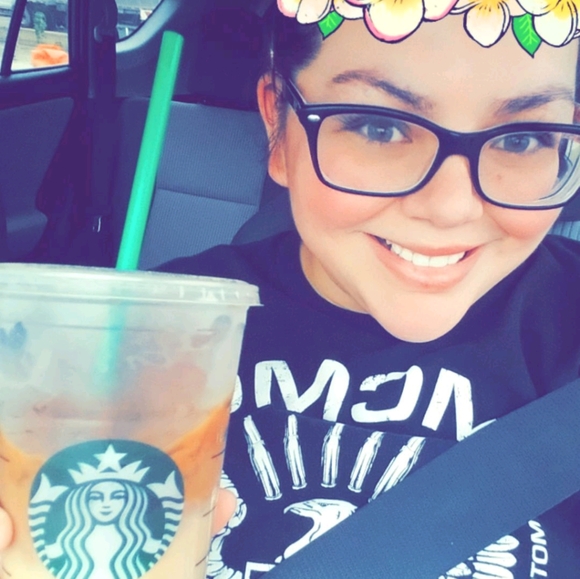 Meet your Posher, Nola - Picture 1 of 1